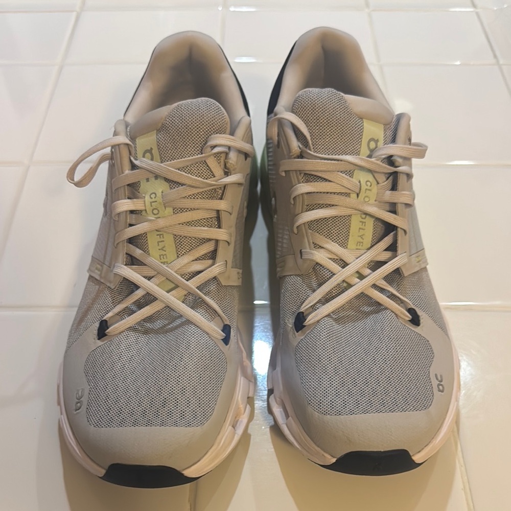 On Cloud Flyer Glacier White Athletic Shoes